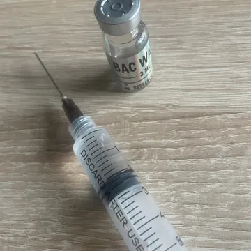 2ml bakteriostatinio vandens